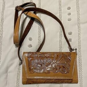 Women's Western Tooled Floral Leather Crossbody Wallet Purse